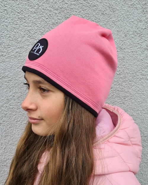 Pletex - výrova čepic a šál, zakázková výroba, šály pro fanoušky, firemní čepice